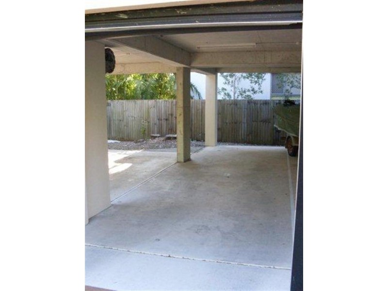 3/9 Bright Avenue, Labrador QLD 4215