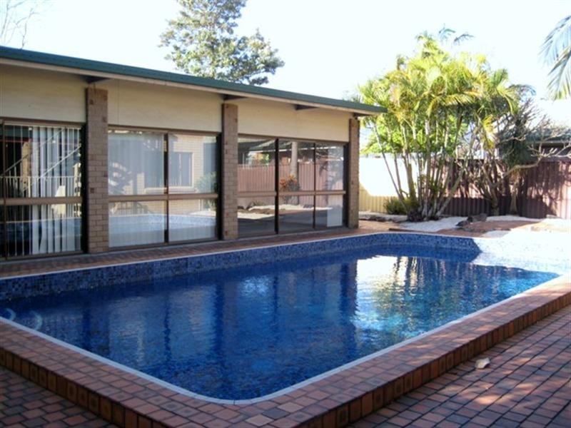 11 Matthew Flinders, Paradise Point QLD 4216