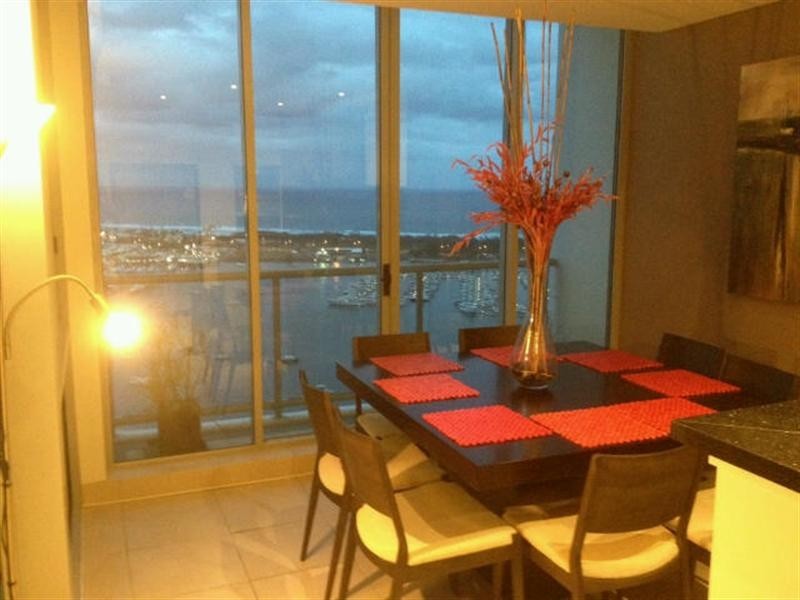 1 Como Crescent, Southport QLD 4215