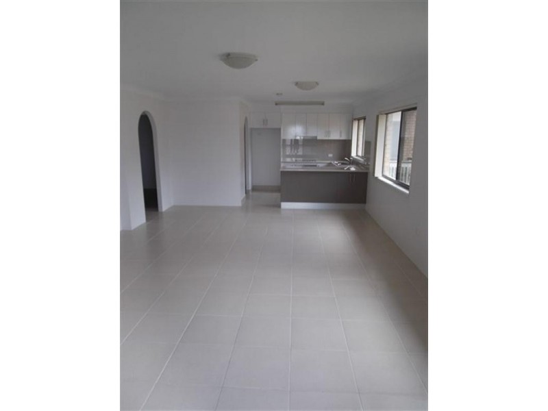 7/250 Marine Parade, Labrador QLD 4215