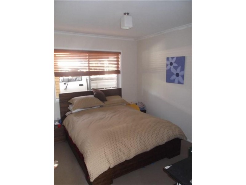 17 Drake Avenue, Paradise Point QLD 4216