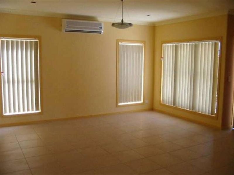 143 Lae Drive, Runaway Bay QLD 4216