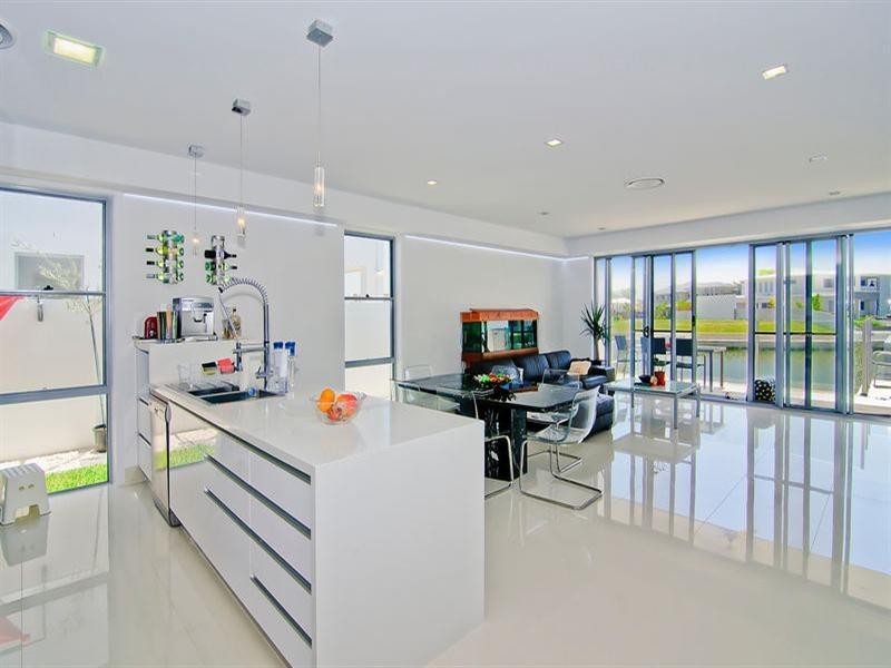 1/16 East Quay Drive, Biggera Waters QLD 4216