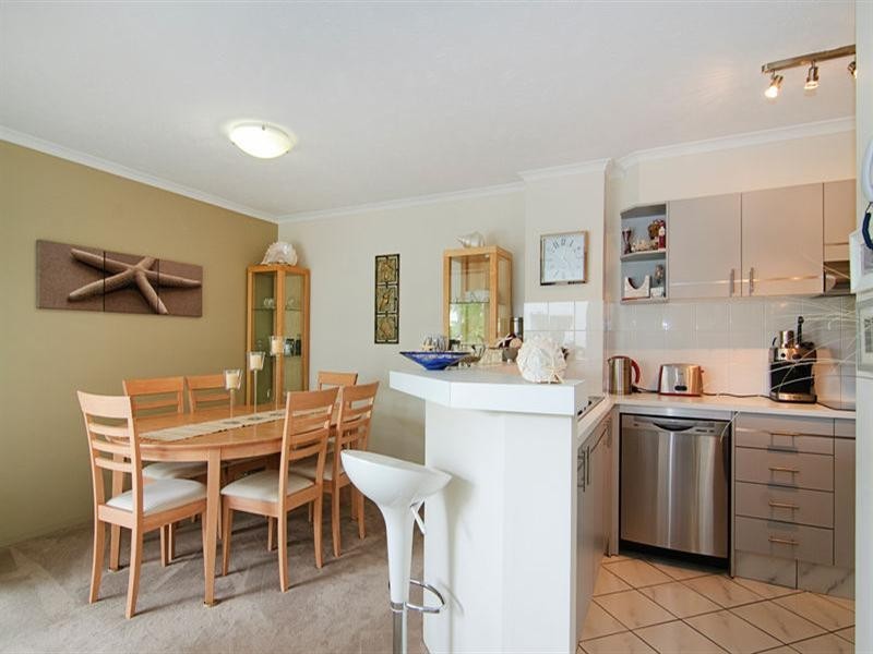 7/4 Madang Crescent, Runaway Bay QLD 4216