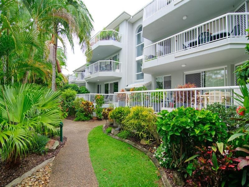 7/4 Madang Crescent, Runaway Bay QLD 4216
