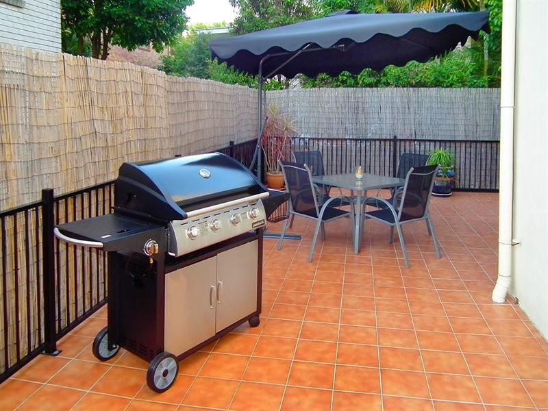 2/5 Loder Street, Biggera Waters QLD 4216