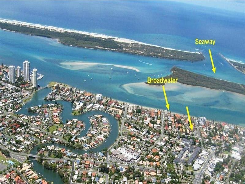 2/5 Loder Street, Biggera Waters QLD 4216