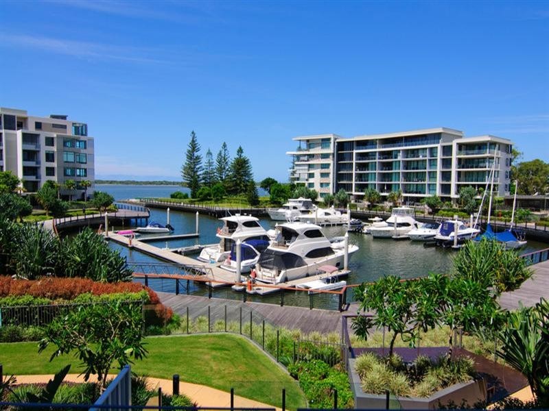 5204/323 Bayview Street, Hollywell QLD 4216