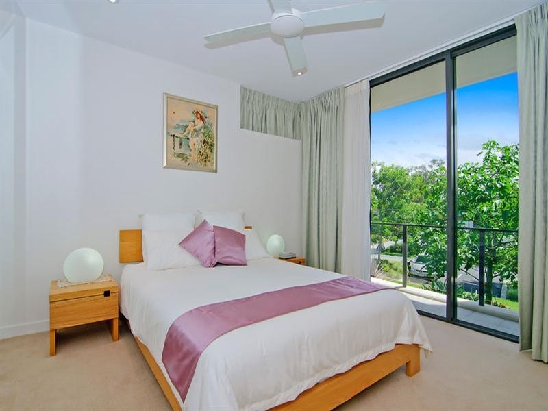 5204/323 Bayview Street, Hollywell QLD 4216