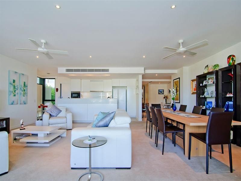 5204/323 Bayview Street, Hollywell QLD 4216