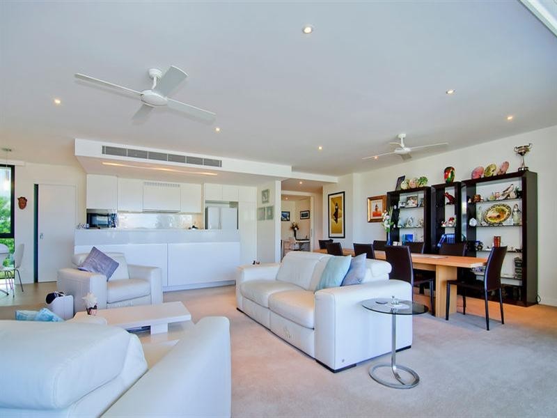 5204/323 Bayview Street, Hollywell QLD 4216