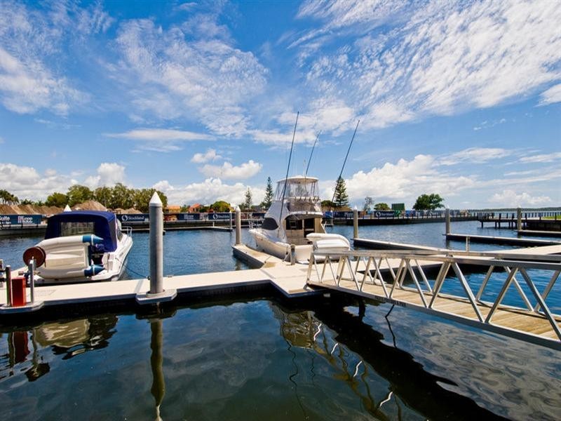 5204/323 Bayview Street, Hollywell QLD 4216