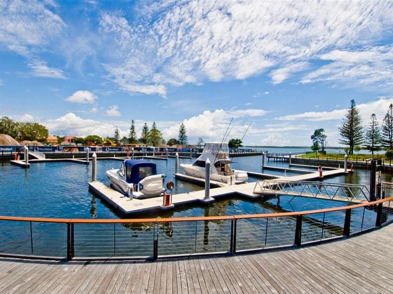 5204/323 Bayview Street, Hollywell QLD 4216