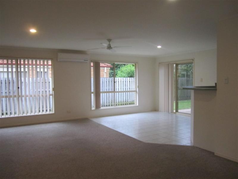 12 Dunedin Court, Merrimac QLD 4226