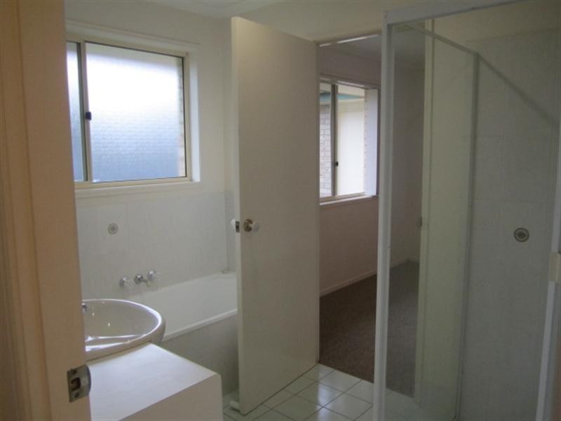 12 Dunedin Court, Merrimac QLD 4226