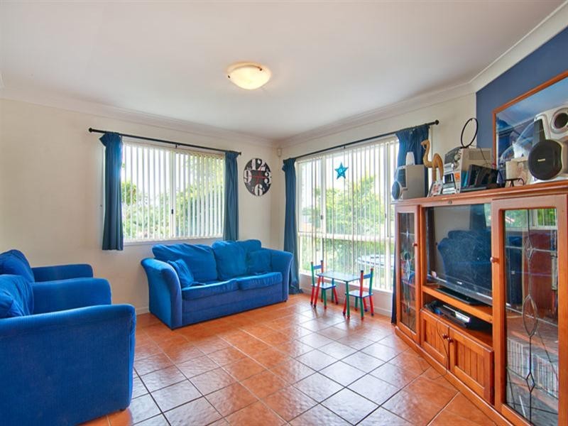 31 Arun Drive, Arundel QLD 4214