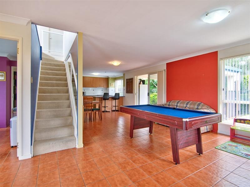 31 Arun Drive, Arundel QLD 4214