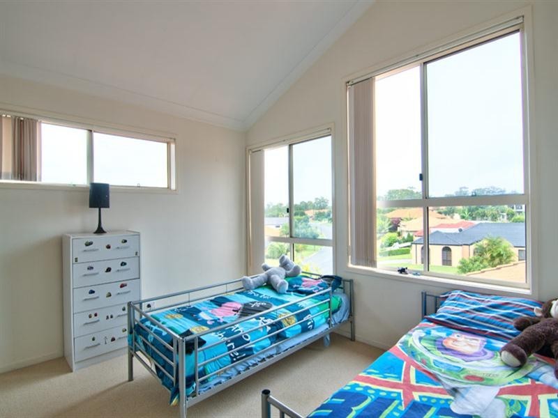 31 Arun Drive, Arundel QLD 4214