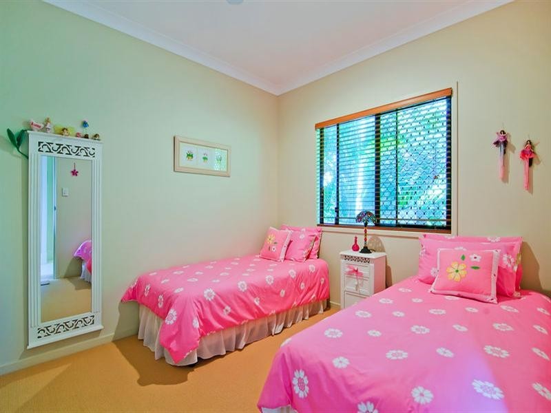 62 Boykambil Esplanade, Hope Island QLD 4212