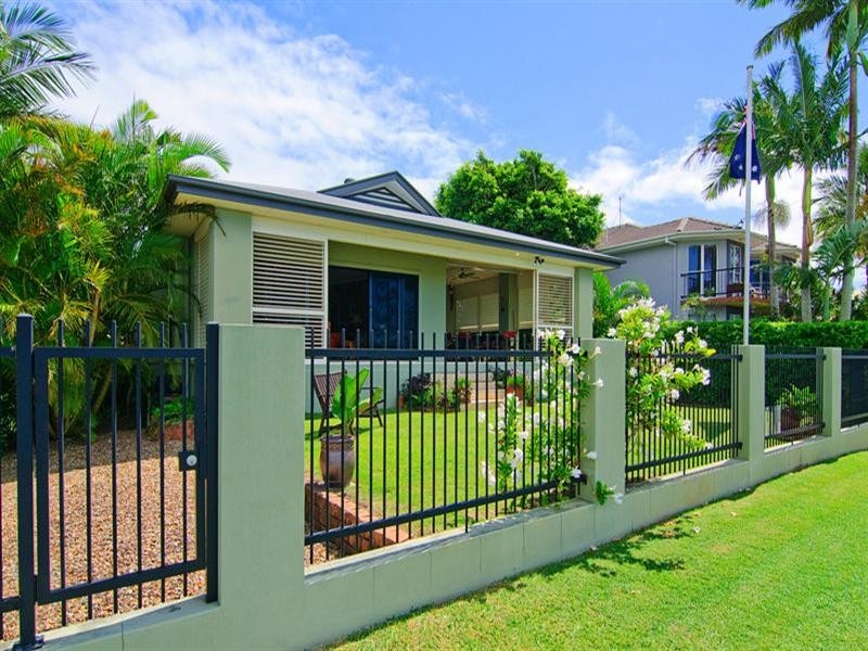 62 Boykambil Esplanade, Hope Island QLD 4212