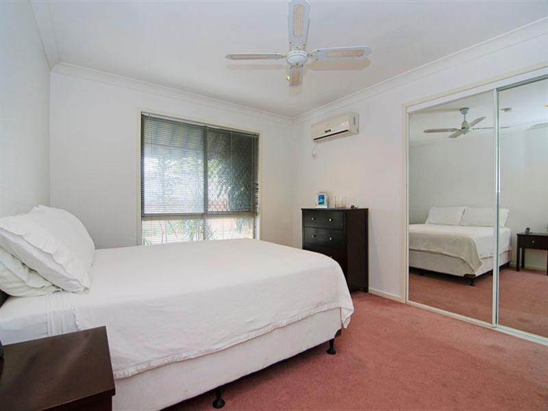 1/120 Oxley Drive, Paradise Point QLD 4216