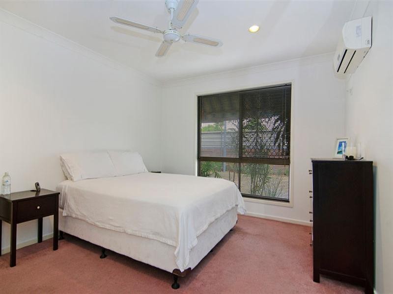 1/120 Oxley Drive, Paradise Point QLD 4216