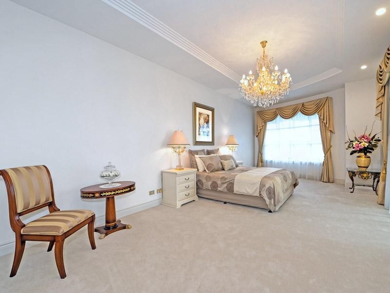 42-44 Brighton Parade, Southport QLD 4215