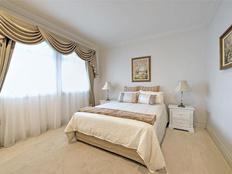 42-44 Brighton Parade, Southport QLD 4215