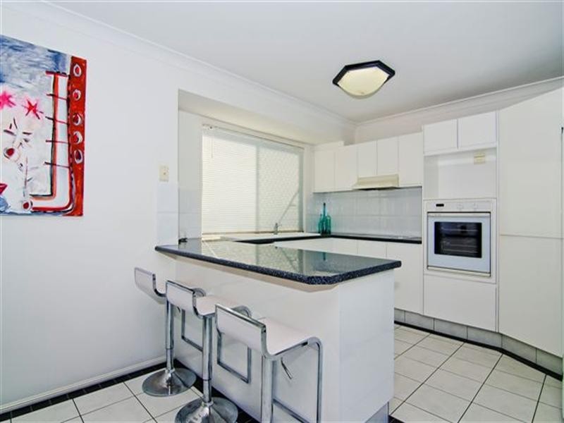 4 Greenwich Court, Runaway Bay QLD 4216