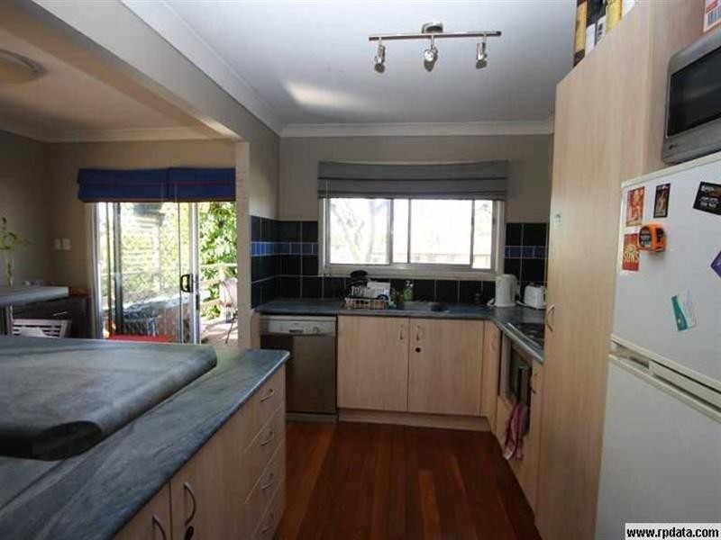 20 Bambarra Street, Southport QLD 4215