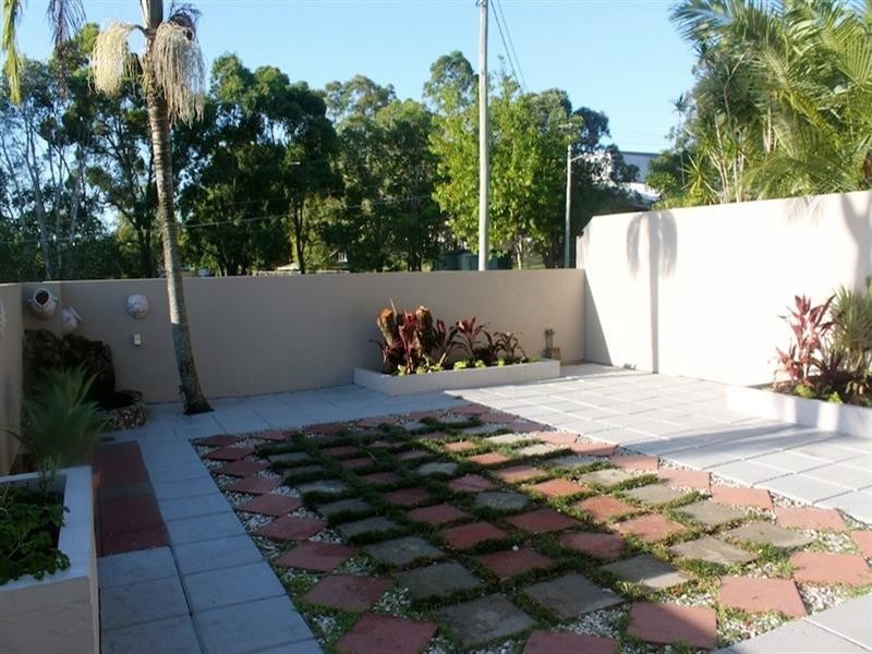 1/94 Imperial Parade, Labrador QLD 4215