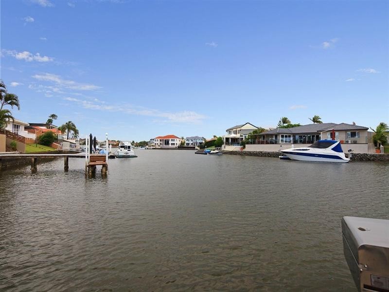 29 Cockleshell Court, Runaway Bay QLD 4216