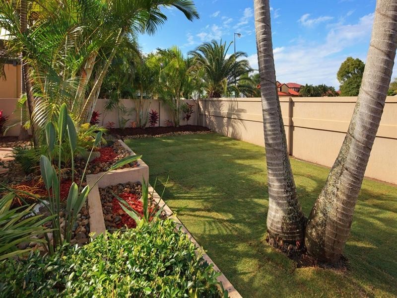 29 Cockleshell Court, Runaway Bay QLD 4216