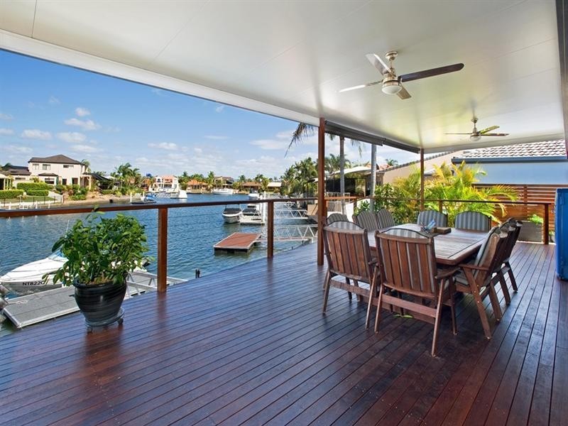 22 Pebble Beach Drive, Runaway Bay QLD 4216