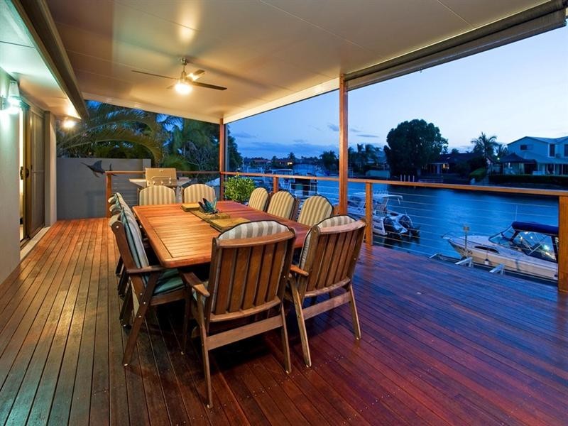 22 Pebble Beach Drive, Runaway Bay QLD 4216