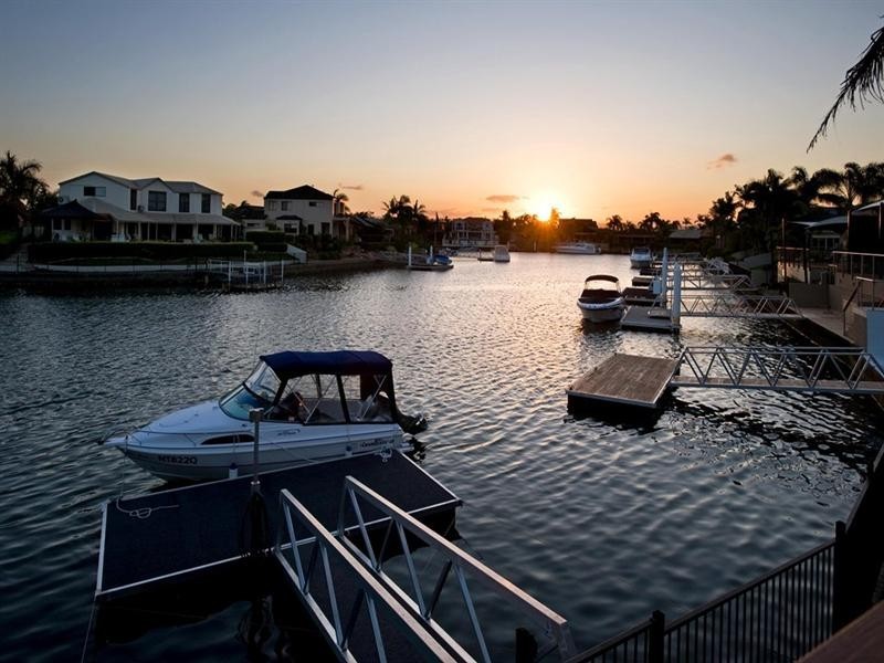 22 Pebble Beach Drive, Runaway Bay QLD 4216