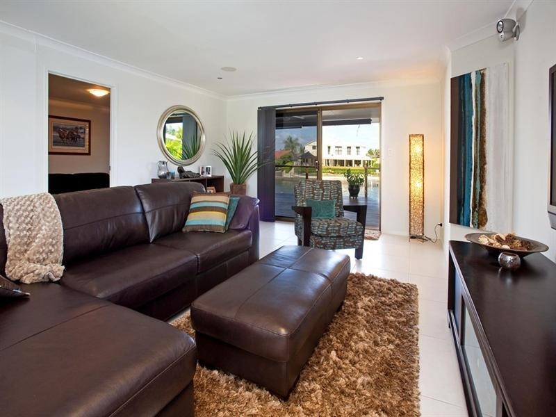 22 Pebble Beach Drive, Runaway Bay QLD 4216