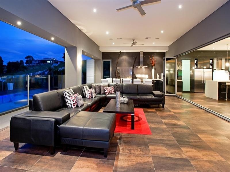 65 Larcombe Drive, Wongawallan QLD 4210
