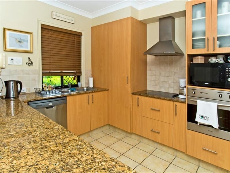 535 Oyster Cove Promenade, Helensvale QLD 4212