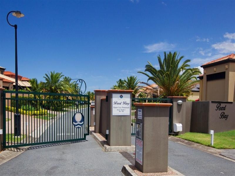 535 Oyster Cove Promenade, Helensvale QLD 4212