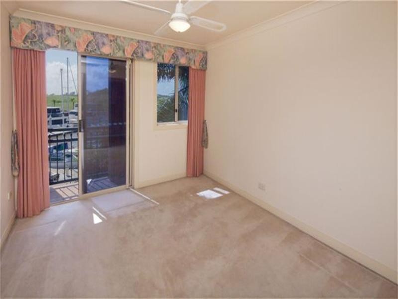 89 John Lund Drive, Hope Island QLD 4212