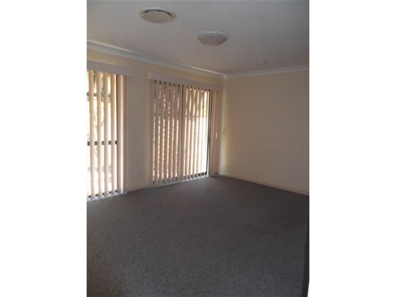 2/133 Bayivew Street, Runaway Bay QLD 4216