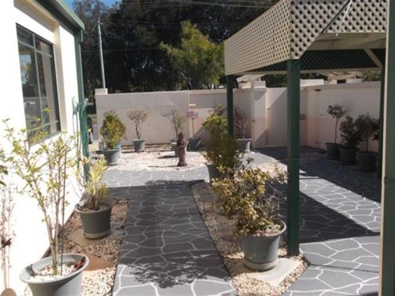 2/133 Bayivew Street, Runaway Bay QLD 4216