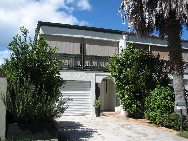 Biggera Waters QLD 4216