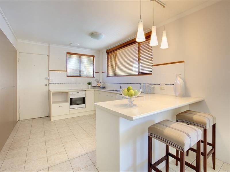 4/39 Madang Crescent, Runaway Bay QLD 4216