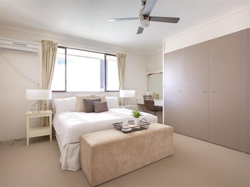 4/39 Madang Crescent, Runaway Bay QLD 4216