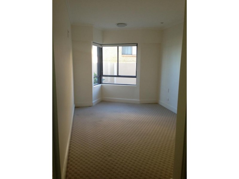 1/508 Marine Parade, Biggera Waters QLD 4216