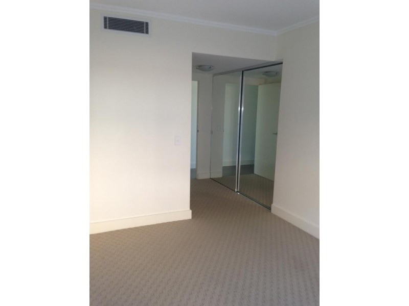 1/508 Marine Parade, Biggera Waters QLD 4216