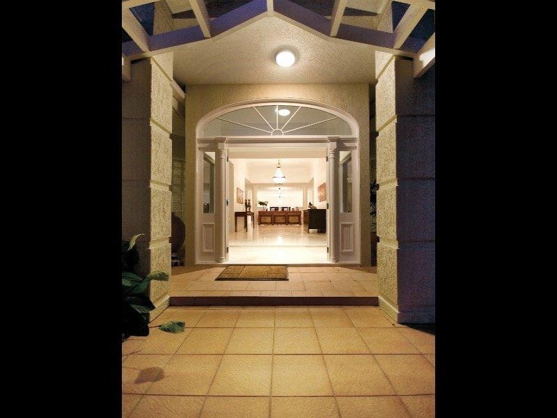 Sanctuary Cove QLD 4212