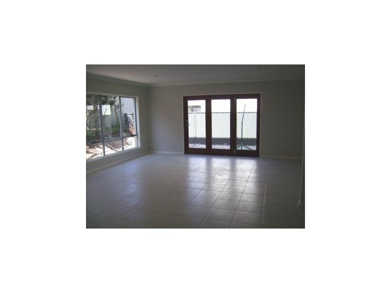 94 Compass Drive, Biggera Waters QLD 4216